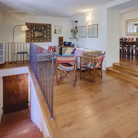 Casa Di Leo With Pool Holiday home Radicondoli